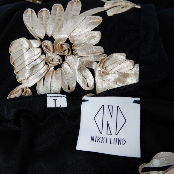 NIKKI LUND Vivica Floral Soutache Long SKIRT Size L Black Embroidery Stretch NEW - Picture 4 of 9